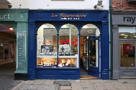 Ian Quartermaine Jewellers & Goldsmith